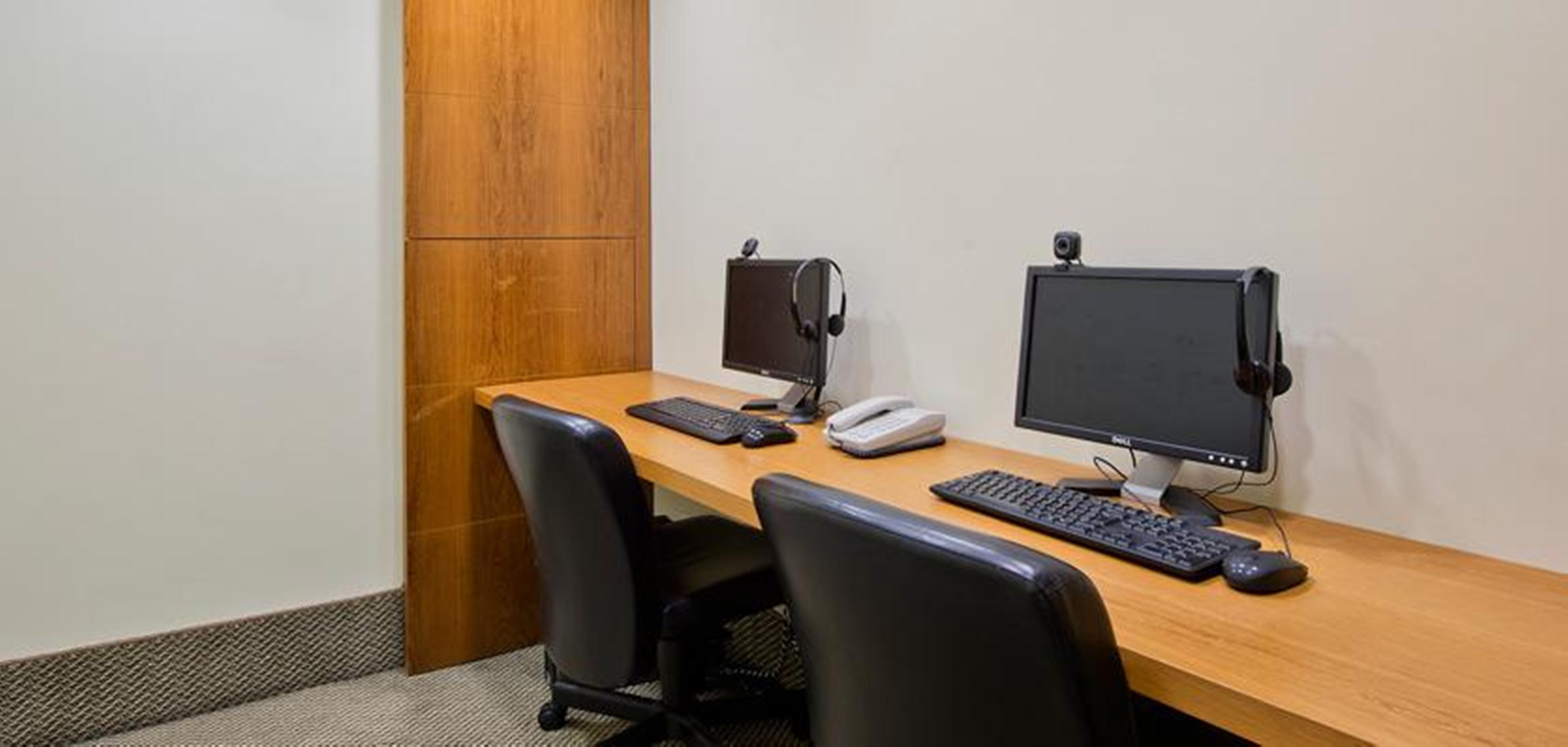 Отель Melia Paulista Сан-Пауло Экстерьер фото Computers with webcams